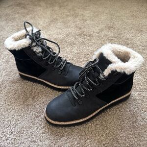 Toms Mojave Boots size 6.5 Women's Black Fur-Lined Boots